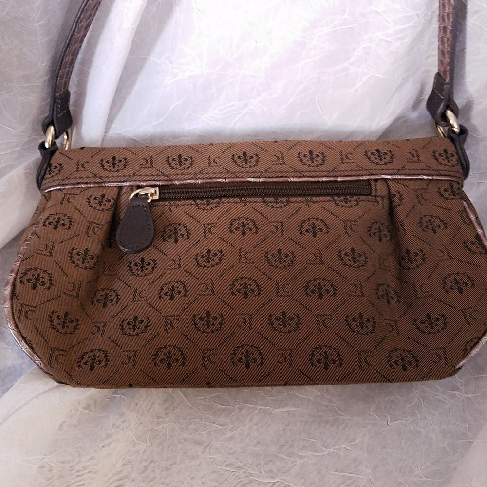 💚3•$30💚EUC Liz Clairborne classic LC print